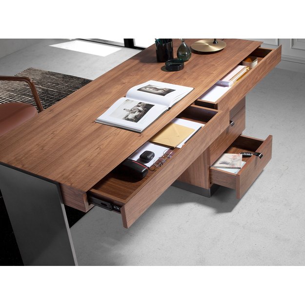 Biuro stalas iš riešuto medienos ir poliruoto plieno 7